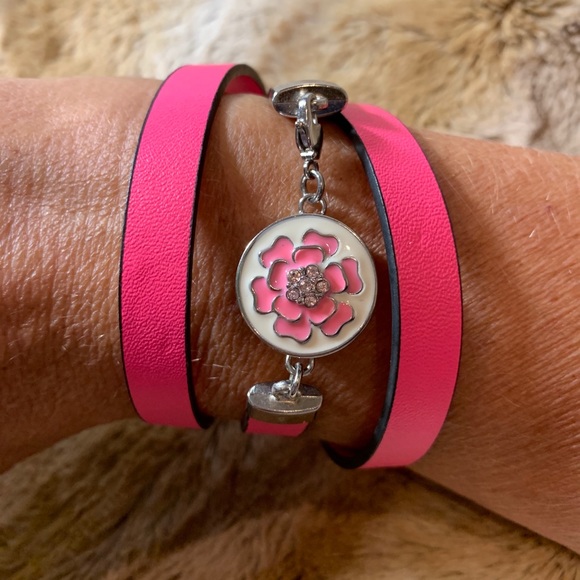 Multi Wrap Snap Bracelet and 3 Snaps - Picture 5 of 6